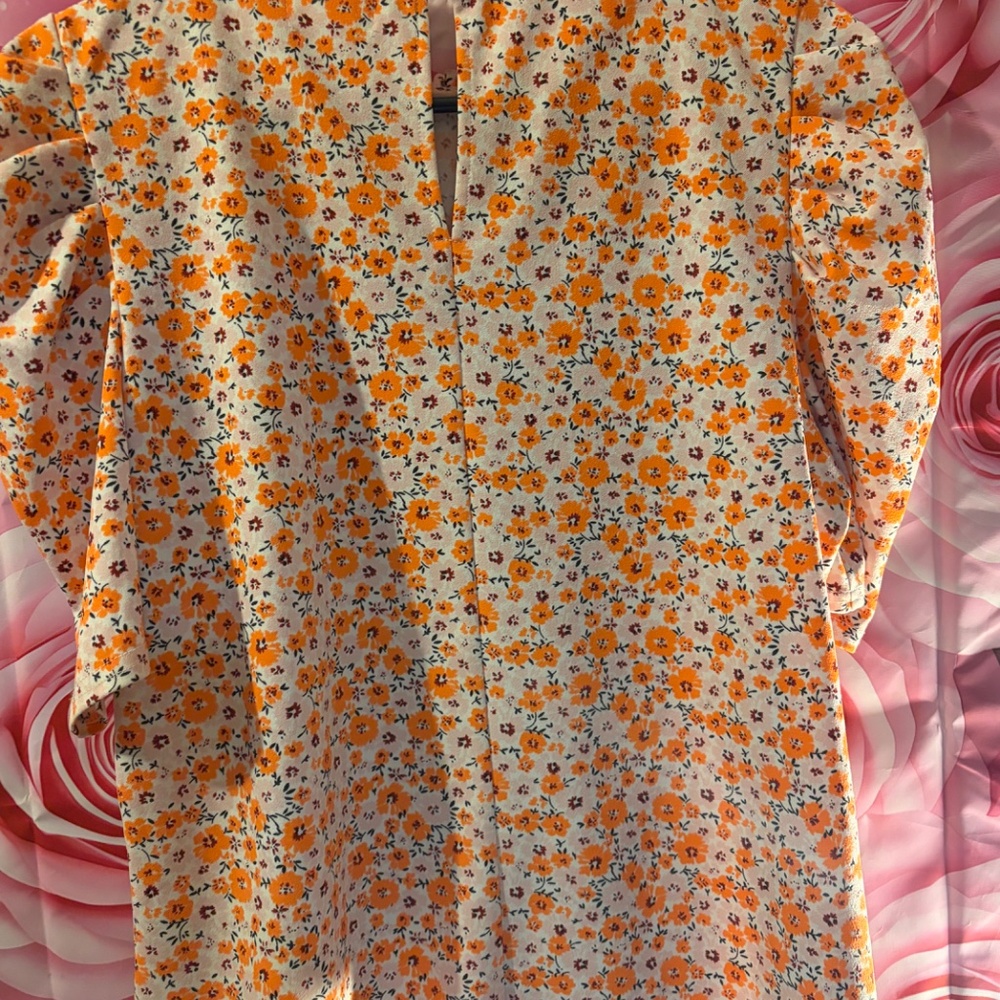 Top - Picture 4 of 7